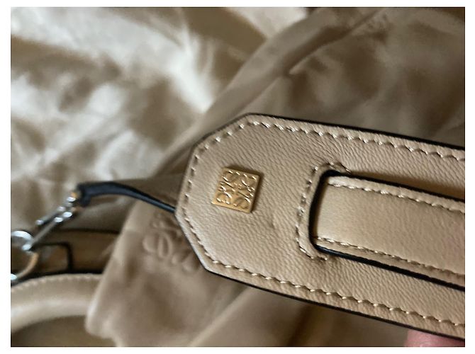 Loewe Bounce Bag Beige Lambskin - view 4