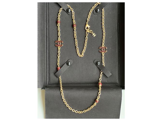 Collana lunga dorata CHANEL con dettagli CC in smalto. Marrone D'oro - vista 4