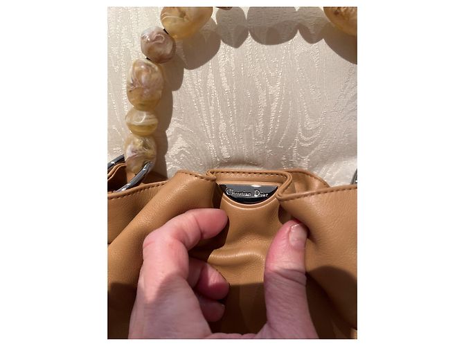 Borsa Christian Dior Malice Pearl PM in Pelle di Agnello Camello Cammello - vista 3