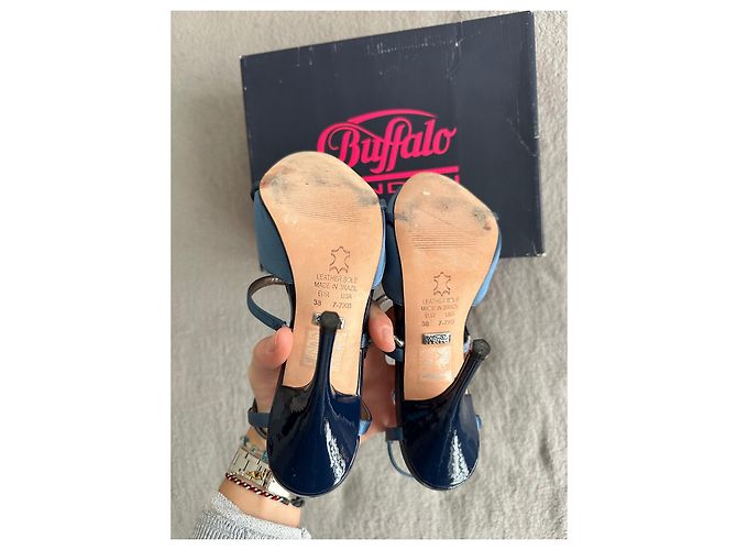 Décolleté con strass Buffalo London Blu scuro - vista 5