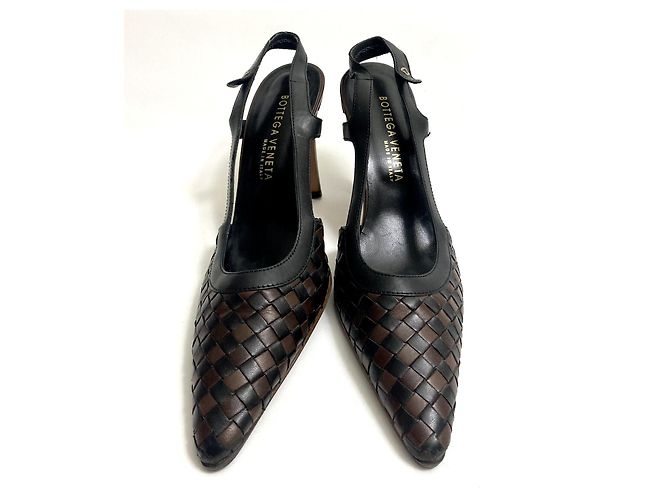 Bottega Veneta Slingbacks de couro entrelaçado/acolchoado Marrom Preto - vista 3