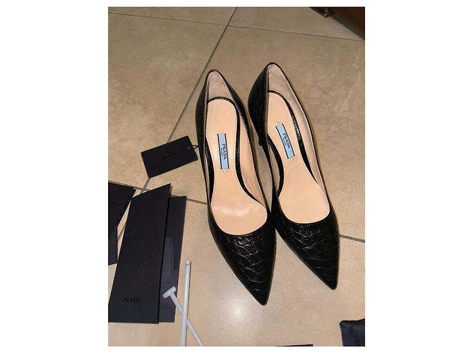 Décolleté Prada in pelle nera a punta Nero - vista 11