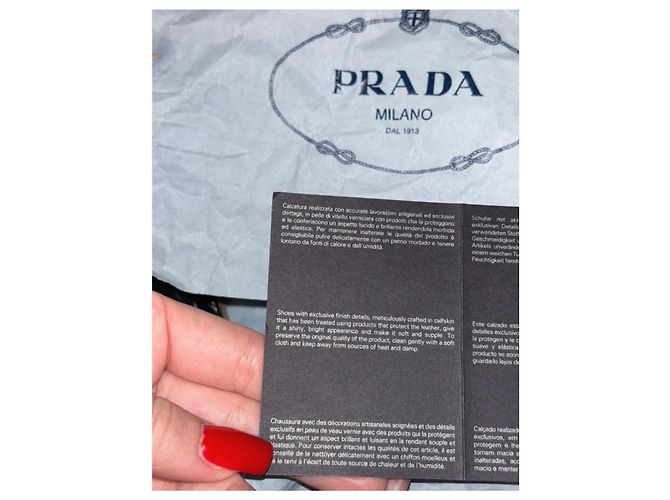 Décolleté Prada in pelle nera a punta Nero - vista 9
