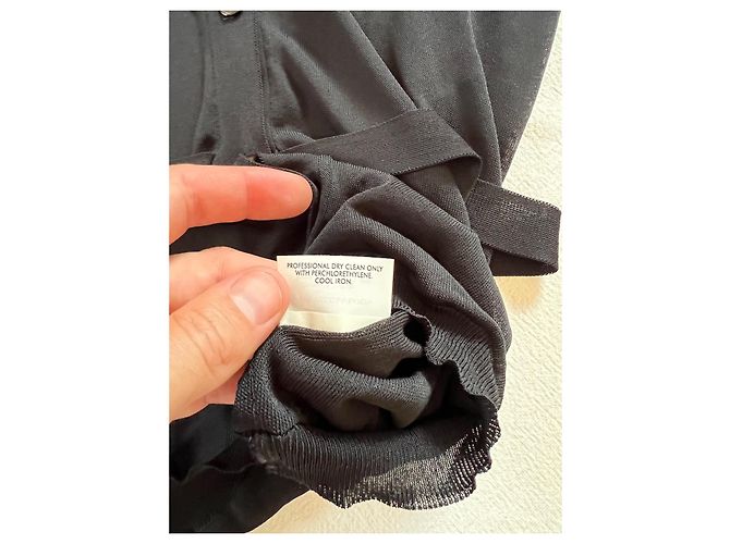 Alexander McQueen Schwarze Strickjacke mit Übergroßen Schultern - Ansicht 2