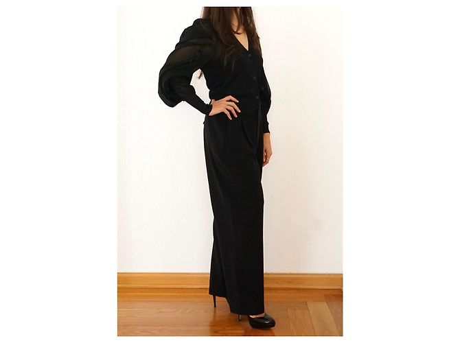 Alexander McQueen Schwarze Strickjacke mit Übergroßen Schultern - Ansicht 7