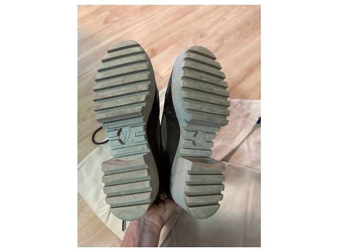 Botines Louis Vuitton Laureate beige nylon talla 37 - vista 7