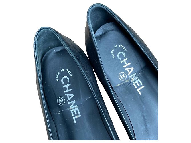 Décolleté Chanel in pelle nera con zeppa e punta in sughero 38 Nero - vista 10