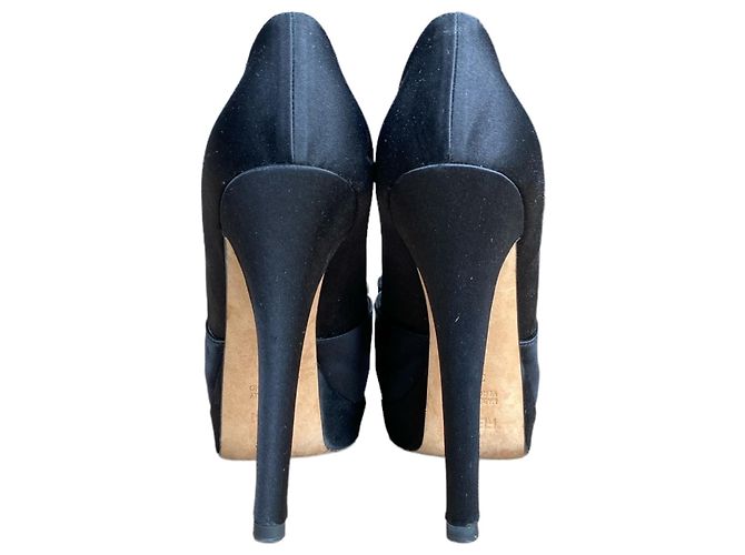 Décolleté Fendi con plateau in raso nero e fiocco 37.5 - vista 8