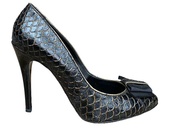 Dolce & Gabbana Black Python Leather Bow Pumps - view 8