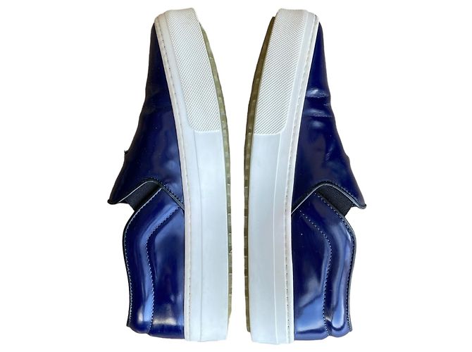 Sneakers slip on Céline in pelle verniciata blu navy - vista 8