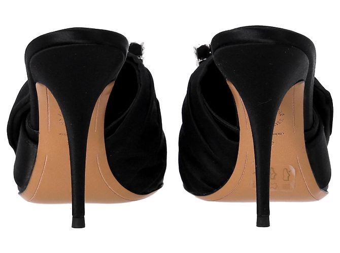 Alexandre Vauthier Lola verzierte Pantoletten aus schwarzem Satin - Ansicht 4