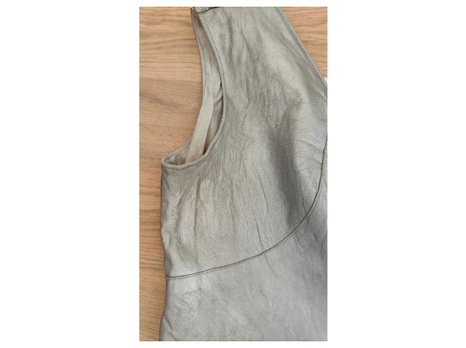 Chanel Lederkleid Silber 1999 Runway - Ansicht 14