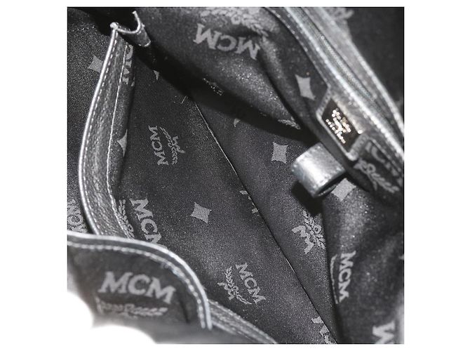 MCM Vicetos Borsa a tracolla con logo e borchie in pelle PVC Nera Auth fm2976 Nero - vista 21