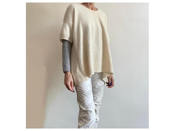 CT Plage Pullover oder Sweatshirt im Oversize-Stil mit Waschbär-Motiv in Elfenbeinfarbe, Größe 40. Creme - Ansicht 3
