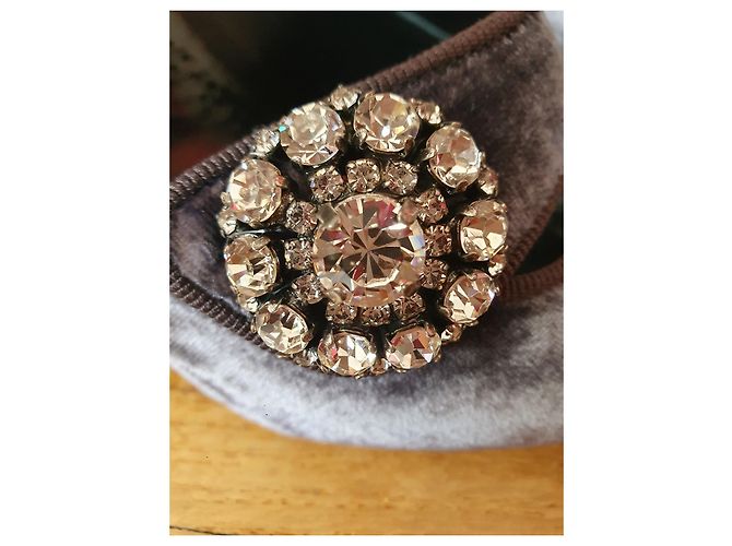Décolleté Manolo Blahnik Decebalo in velluto grigio con fiocco Swarovski - vista 8