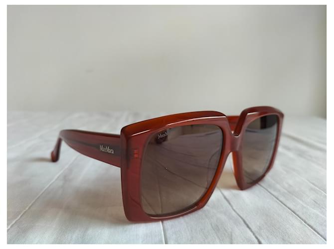 Gafas de sol de la marca Max Mara Castaño - vista 3
