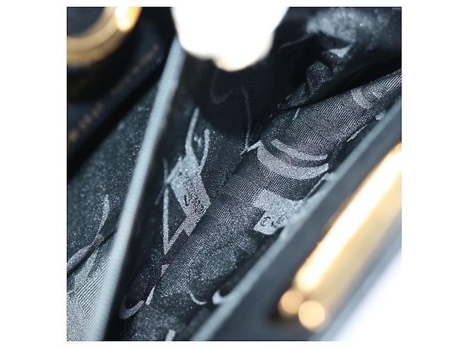 Salvatore Ferragamo Gancini Borsa A Tracolla Con Catena Pelle Nera Auth ki4289 Nero - vista 21