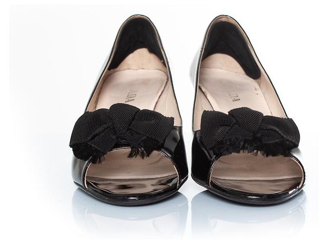 Bow Prada, décolleté con fiocco in vernice Nero - vista 3