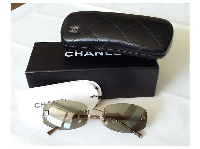 Chanel Nunca usado - con gafas de bronce/dorado brillante Castaño Metálico Castaña Marrón claro Caramelo Marrón oscuro Gold hardware Camello - vista 10