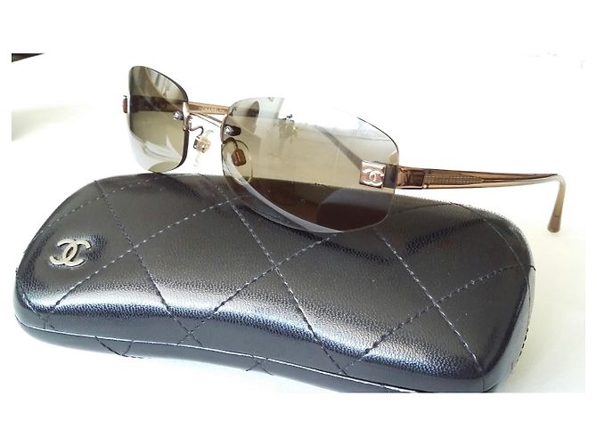 Chanel Nunca usado - con gafas de bronce/dorado brillante Castaño Metálico Castaña Marrón claro Caramelo Marrón oscuro Gold hardware Camello - vista 4