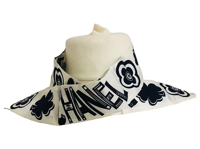 Pañuelo Bandeau Chanel Logo Negro y Blanco de Seda - vista 9