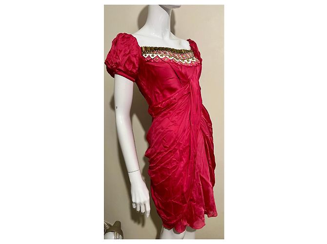 Temperley London Vestido corto de seda drapeada con adornos metálicos Rosa Roja - vista 2