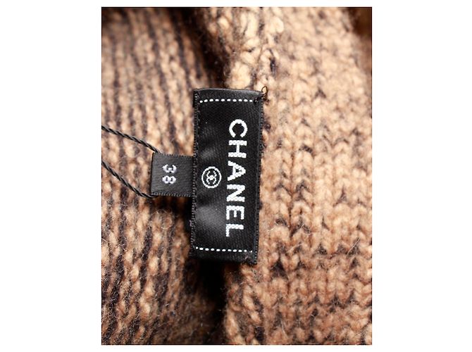 Timeless Cardigan Chanel con scollo a V in lana marrone - vista 4
