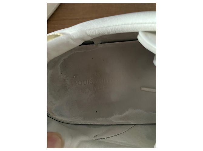 Louis Vuitton Time Out Sneaker weiß Leder 39 - Ansicht 5