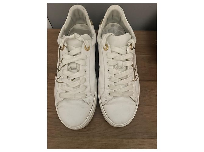 Louis Vuitton Time Out Sneaker weiß Leder 39 - Ansicht 7