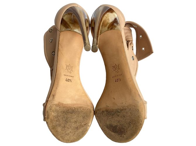 Sandali Alexander McQueen Rosa Cipria con Borchie e Tacco a Corno - vista 10