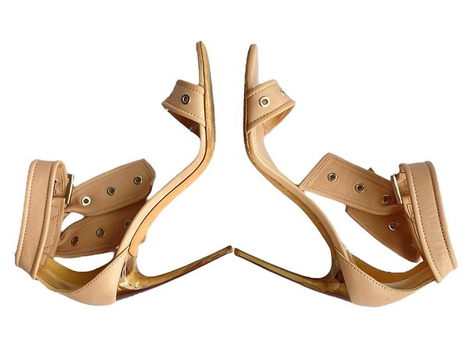 Sandali Alexander McQueen Rosa Cipria con Borchie e Tacco a Corno - vista 9