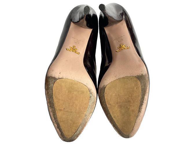 Tacones Prada de charol bordeaux con tacón triangular 40.5 Morado oscuro - vista 10