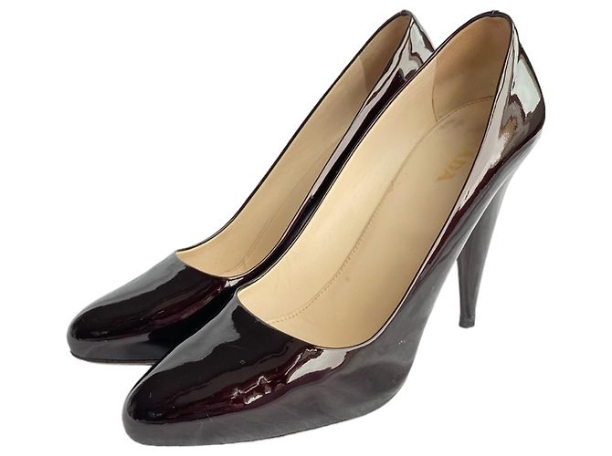 Tacones Prada de charol bordeaux con tacón triangular 40.5 Morado oscuro - vista 4