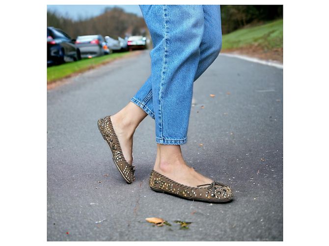 Bailarinas Dolce & Gabbana de ante marrón con tachuelas 37 Castaño Hardware de plata Gold hardware - vista 6