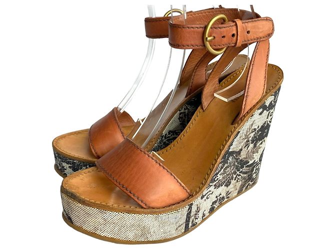 Sandali con zeppa Miu Miu in pelle marrone e tela con stampa floreale - vista 6