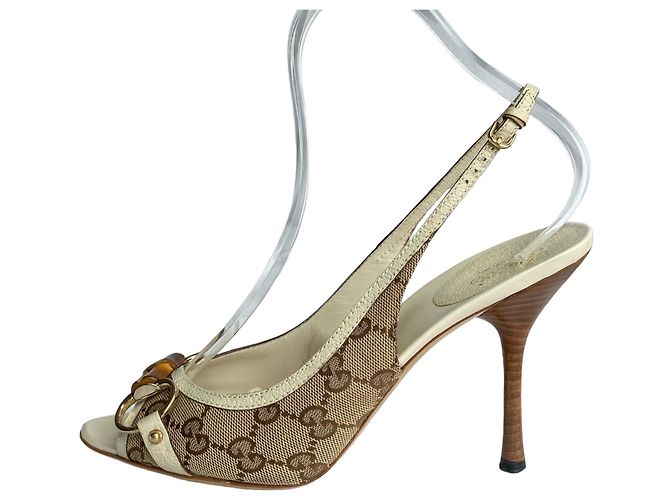 Sandali slingback Gucci Guccissima in tela beige con bambù Marrone - vista 5