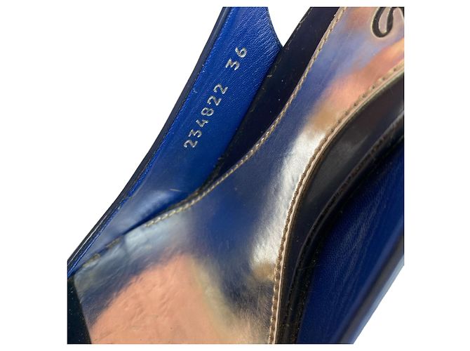 Décolleté con plateau Gucci Peep Toe Slingback in vernice blu navy - vista 10