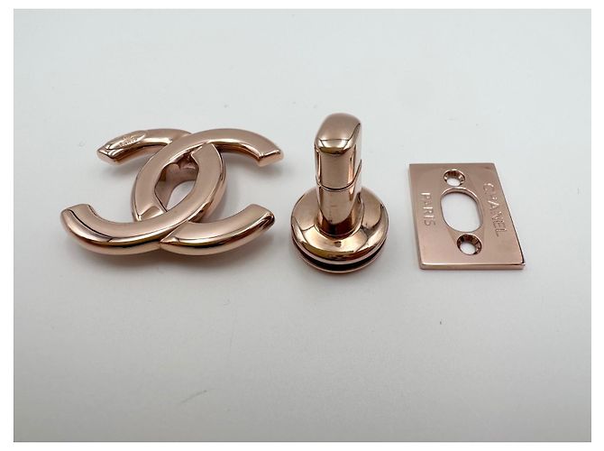 CHANEL original CC turnlock closure Golden - view 2