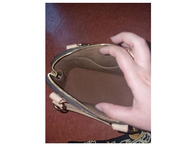Borsa Alma BB Louis Vuitton Marrone - vista 7