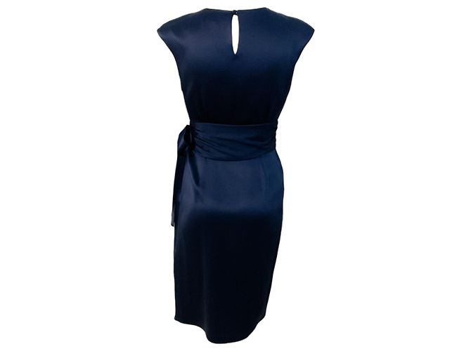 Carolina Herrera, Marineblaues Seidenkleid mit Bindeband in der Taille - Ansicht 3