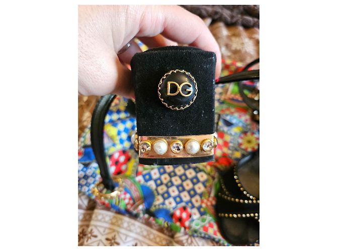 Sandali Dolce & Gabbana in velluto nero - vista 6