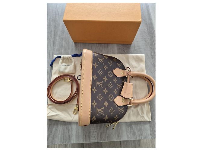 Louis Vuitton Alma BB Monogram Canvas Marrone Pelle - vista 11
