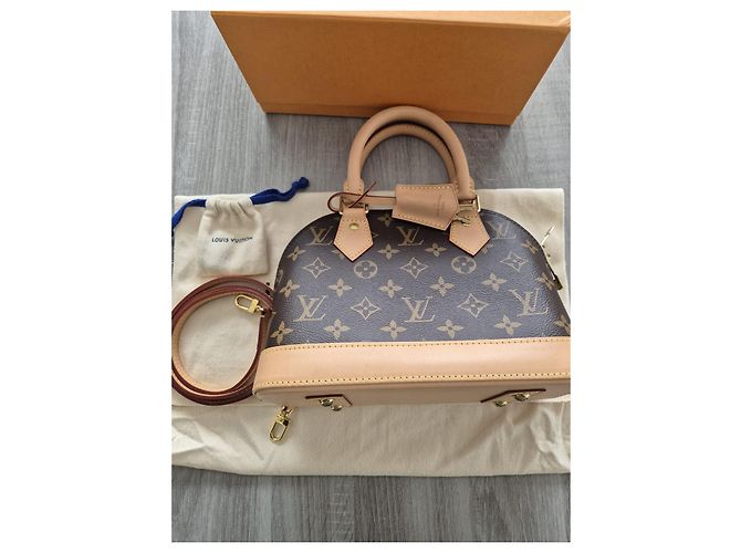 Louis Vuitton Alma BB Monogram Canvas Marrone Pelle - vista 5
