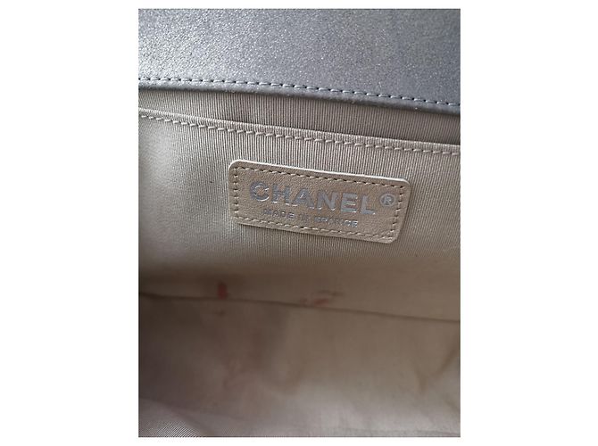 Borsa media Chanel Boy con paillettes strass Metallico - vista 7