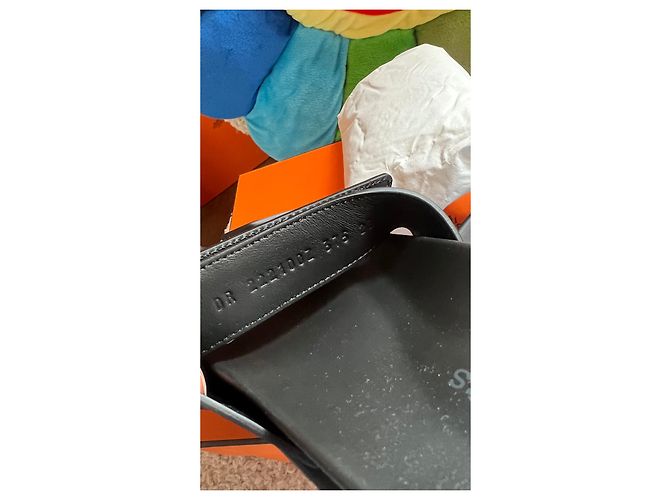 Sandali Hermès Chypre in pelle nera Nero - vista 6
