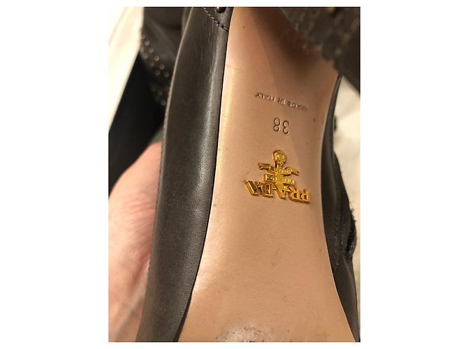 Prada Lederstiefel Olivgrün 38 - Ansicht 6