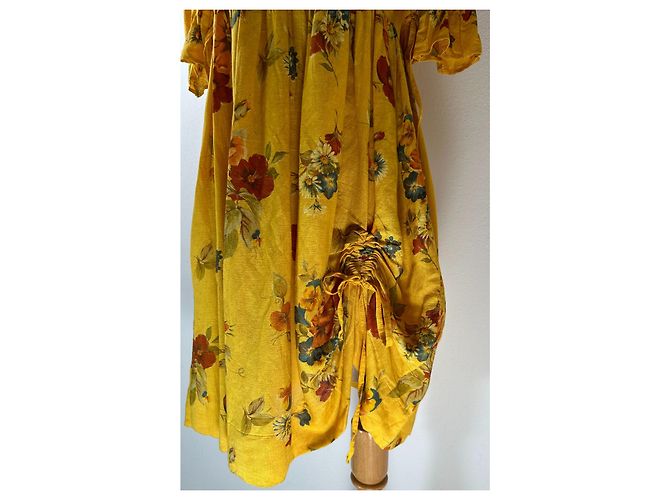 Autre Marque Vestido Sportalm de lino amarillo con flores - vista 3