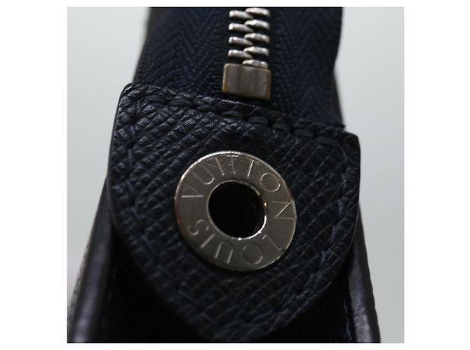 LOUIS VUITTON Taiga Pochette Voyager MM Pochette Blu Marine M63394 auth 70038 - vista 17