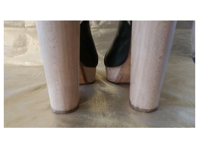 Sandali Chloé in pelle nera con tacco in legno Nero - vista 6