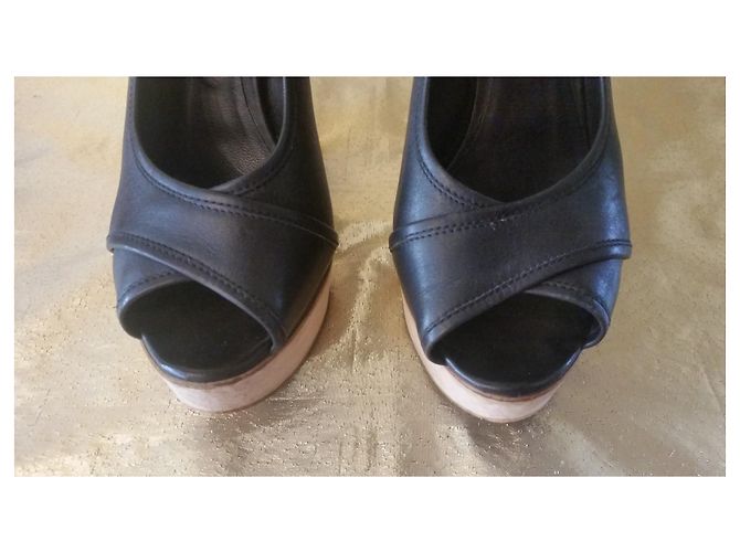 Sandali Chloé in pelle nera con tacco in legno Nero - vista 8